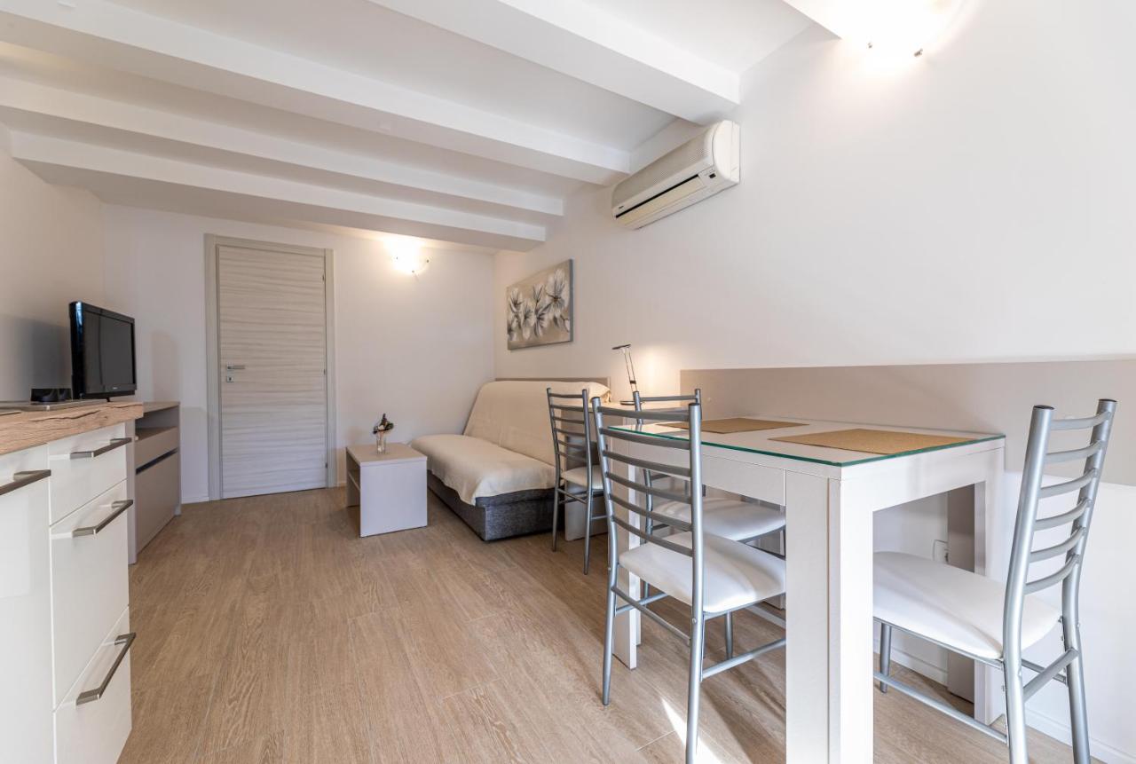 Apartments Crnekovic III Baška Εξωτερικό φωτογραφία