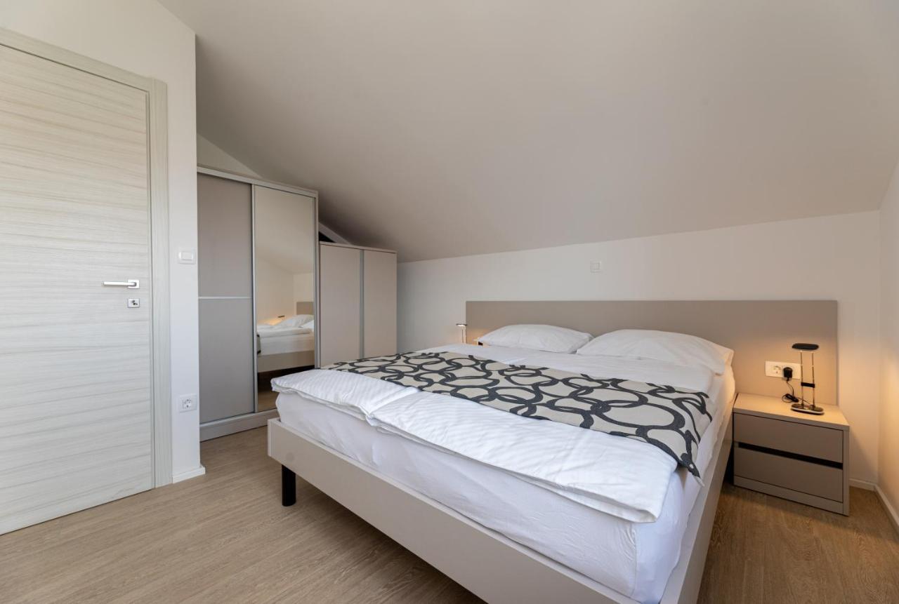 Apartments Crnekovic III Baška Εξωτερικό φωτογραφία